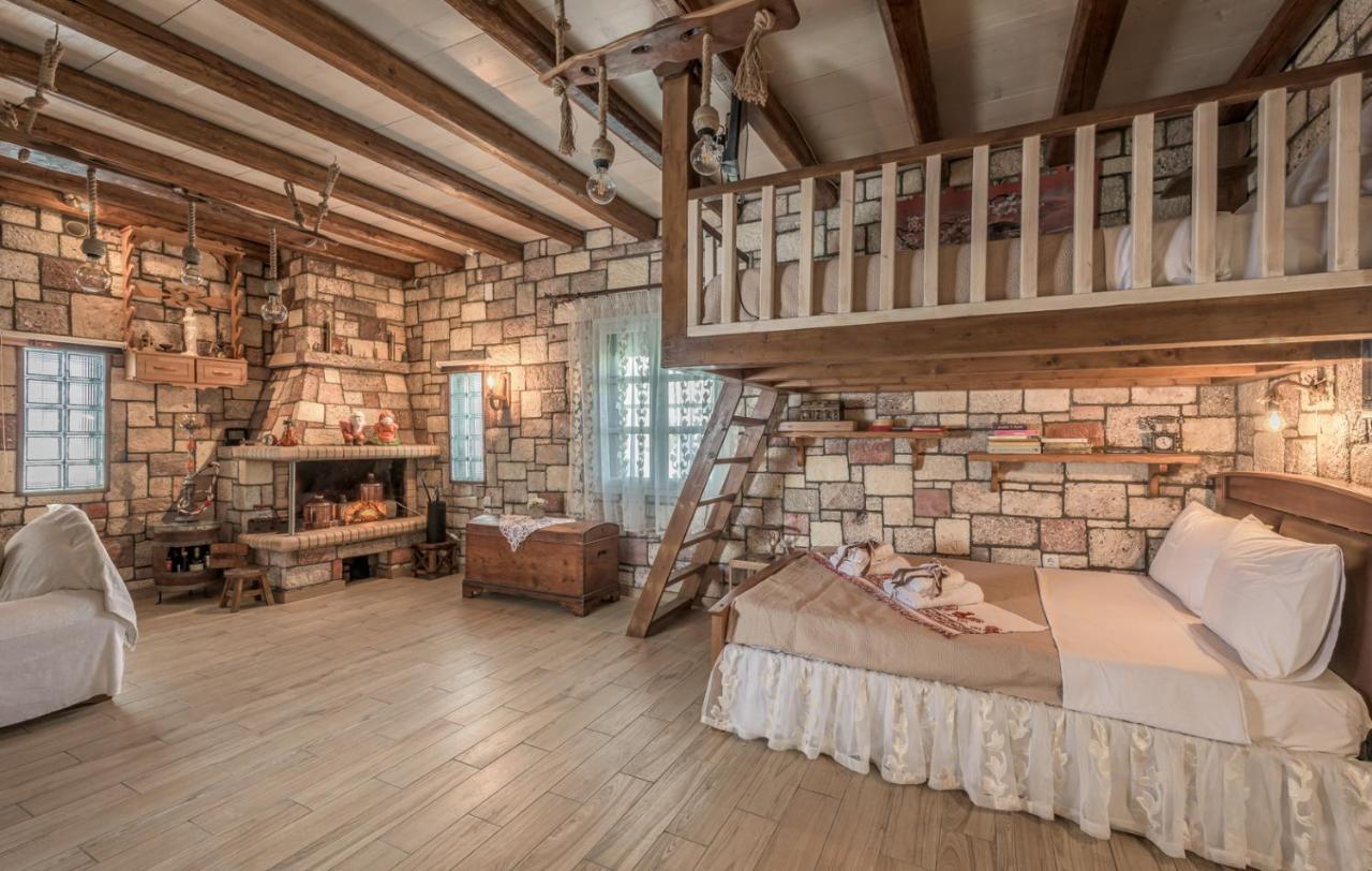 Emilia'S Little Farmhouses Agioi Anargyroi  外观 照片