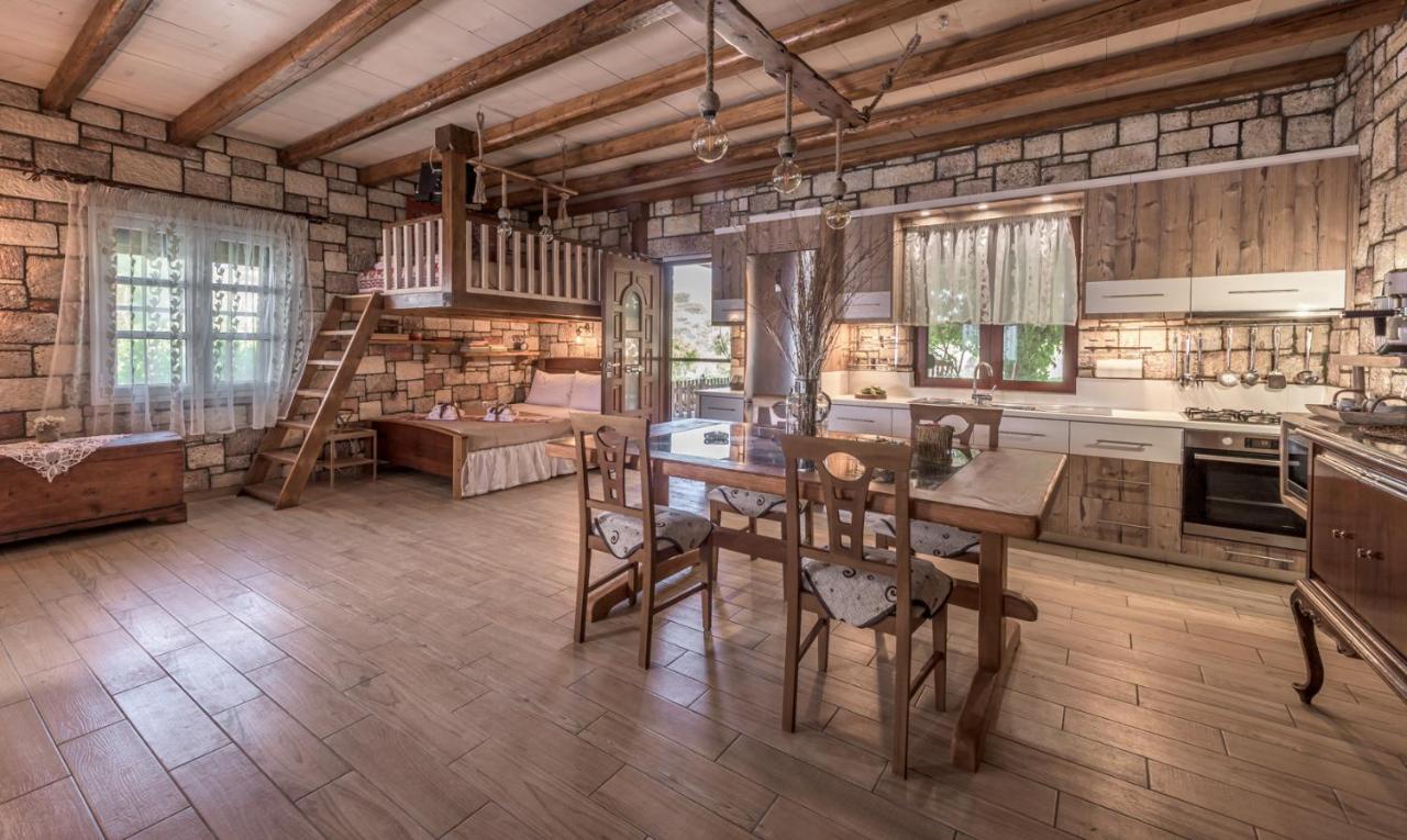 Emilia'S Little Farmhouses Agioi Anargyroi  外观 照片