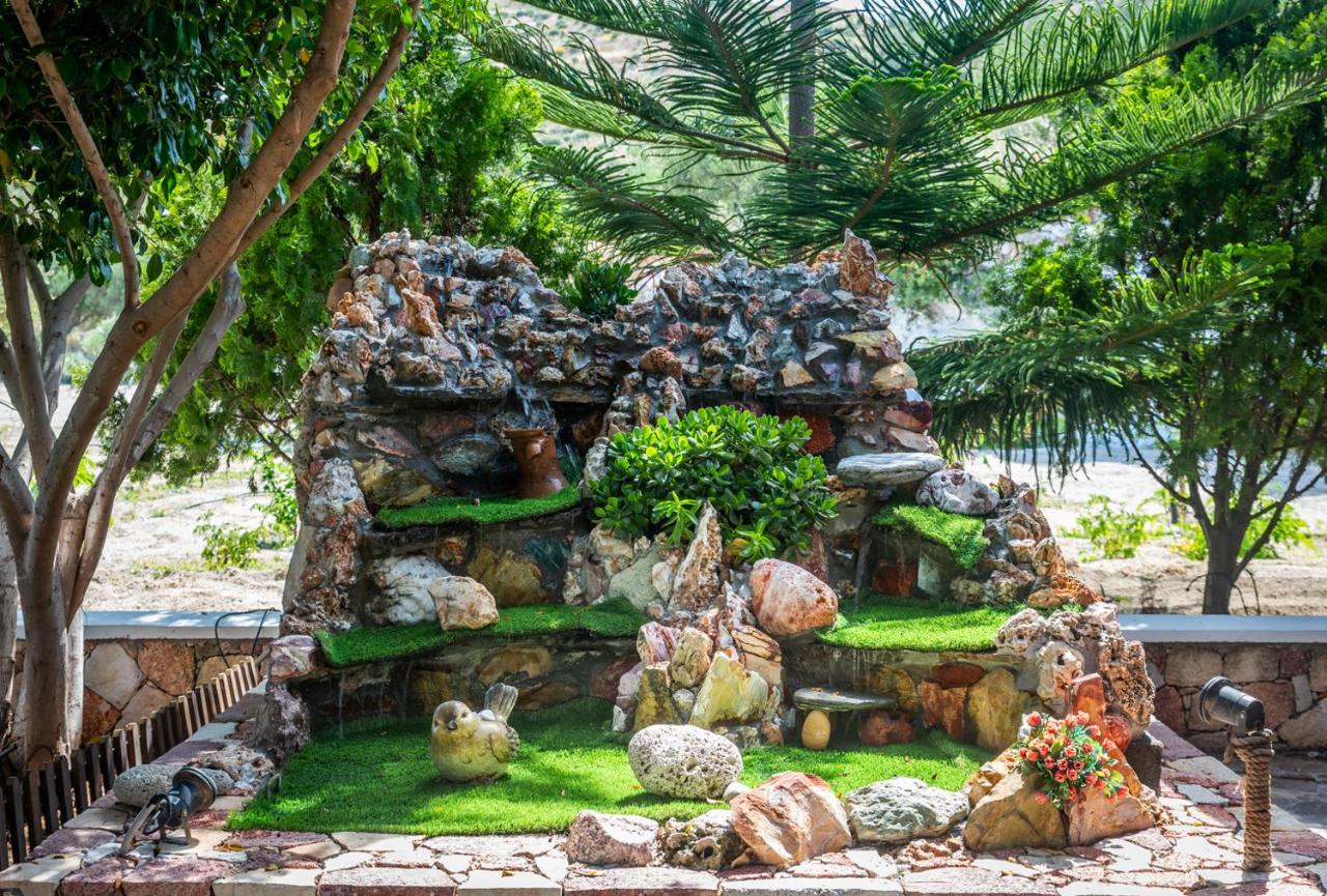 Emilia'S Little Farmhouses Agioi Anargyroi  外观 照片