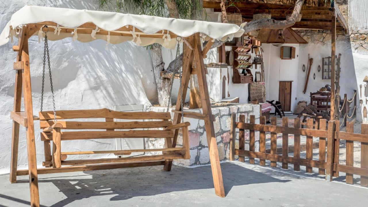 Emilia'S Little Farmhouses Agioi Anargyroi  外观 照片
