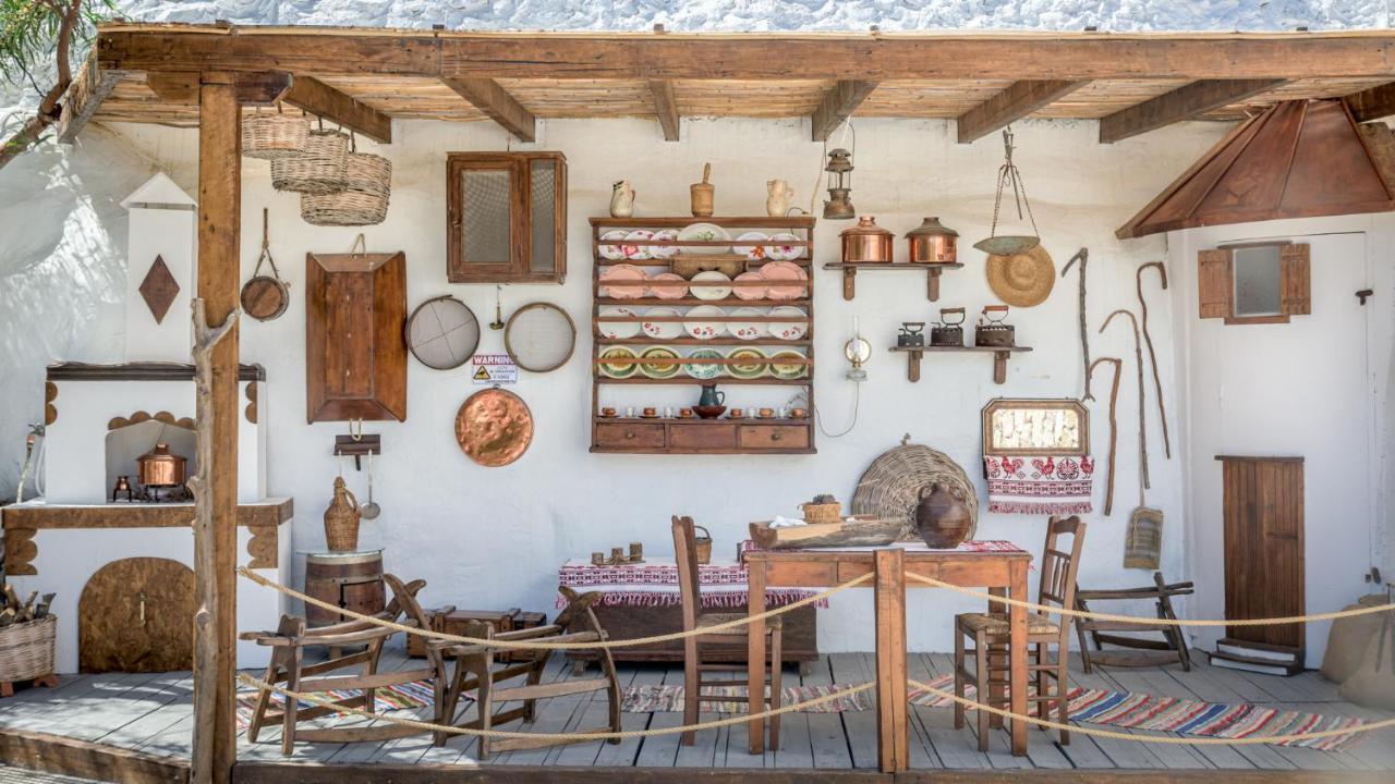 Emilia'S Little Farmhouses Agioi Anargyroi  外观 照片